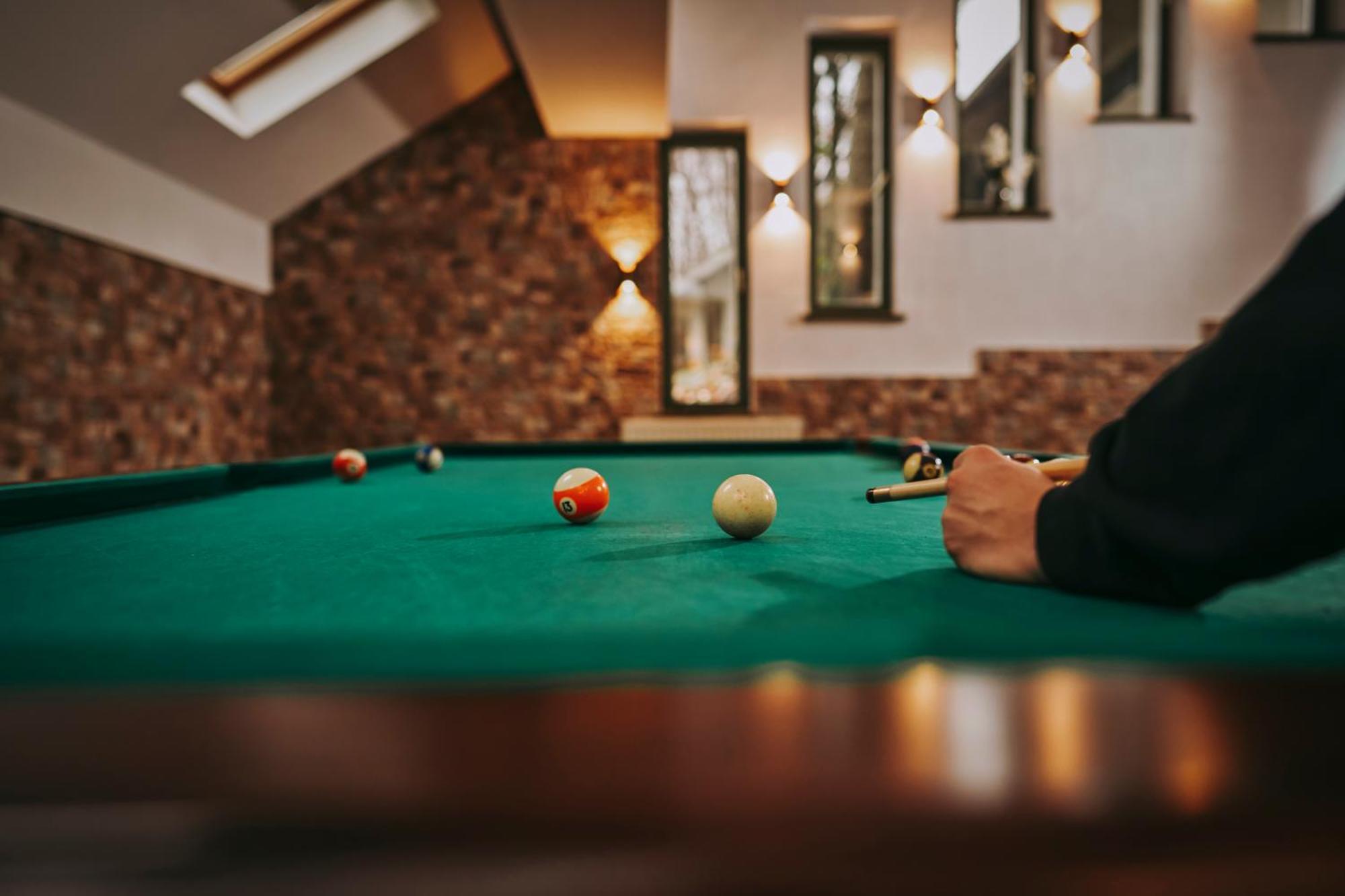 Hotel & Restaurant Sofia Сучевица Экстерьер фото